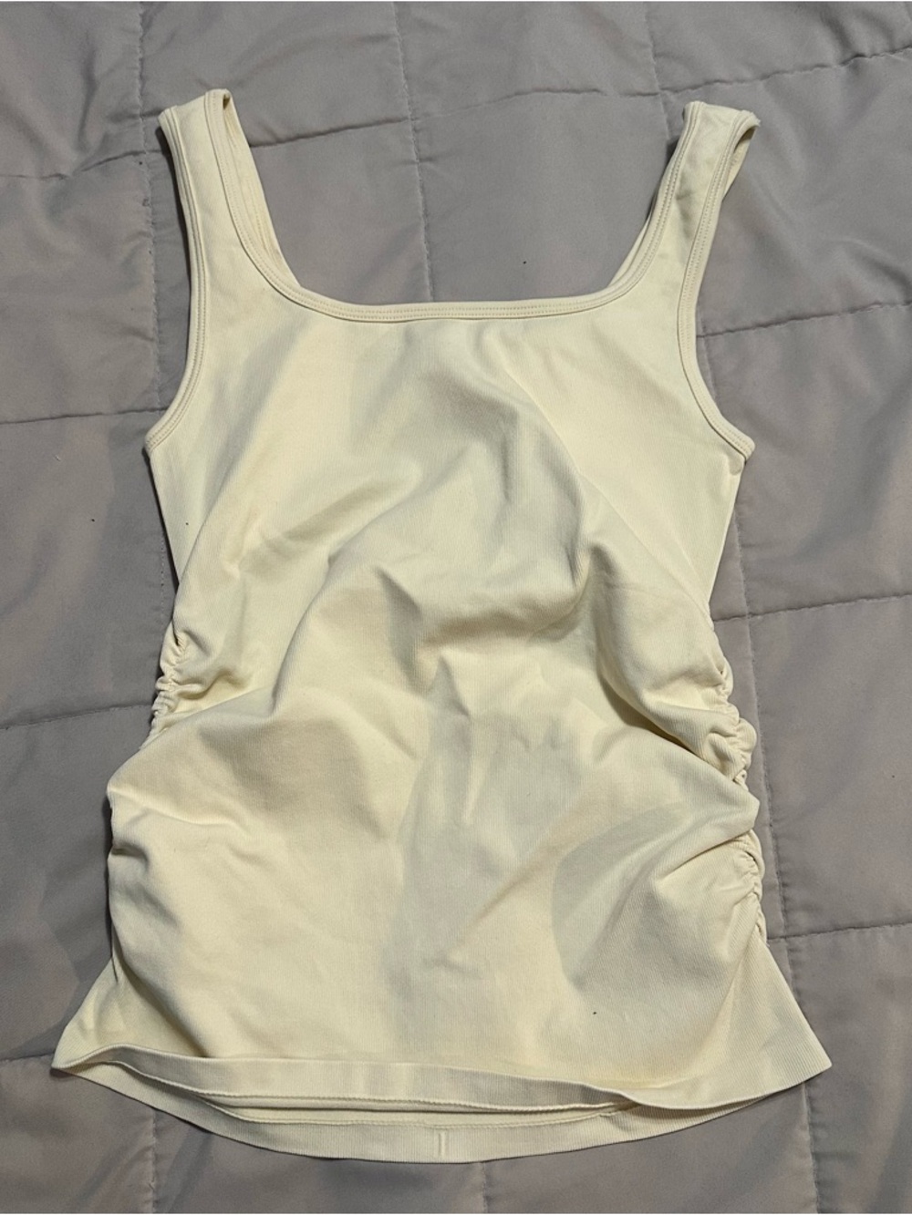 OQQ Women’s Cream Tank Top - Sleeveless Ruched Sides New W/O Tag